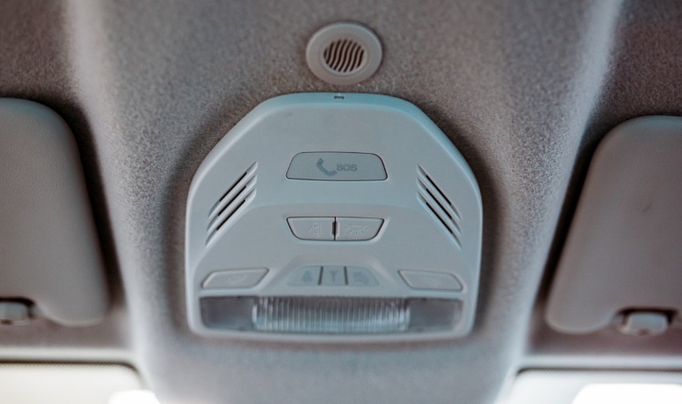 На Lada Largus начали устанавливать ЭРА-ГЛОНАСС, повысили цены