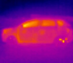 Фото Lada XRAY через тепловизор (как автомобиль держит тепло)