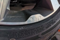 Lada Vesta SW Cross - мятые диски колесные