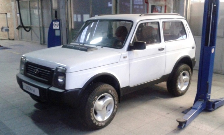 Какой мог быть рестайлинг у Lada 4x4 в 2009 году