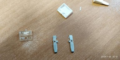 Разделить один предохранитель на две части