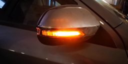 Установка бегающих поворотников в боковые зеркала Lada Vesta