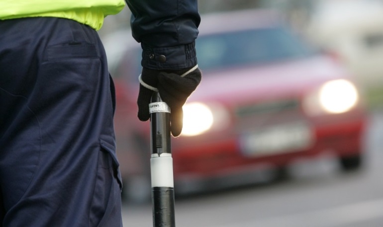 Водители каких автомобилей нарушают ПДД чаще других