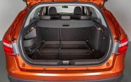 Lada Vesta SW Cross Comfort лишилась двойного пола в багажнике