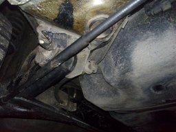 доработал крепление троса ручника на Lada Granta FL