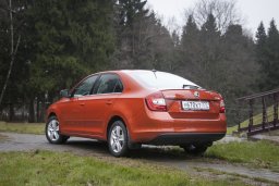 KIA RioSkoda Rapid