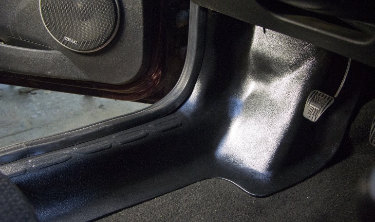 Защитные накладки ковролина Lada Granta FL за репост (до 16.05.19)