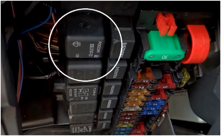 Установка датчика дождя