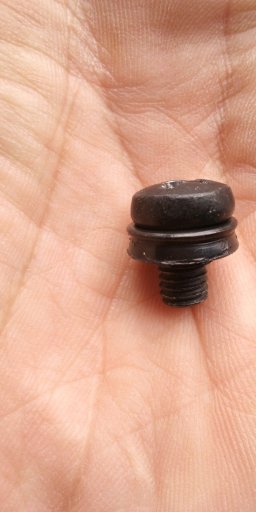 Как закрыть винты в салонных ручках открытия дверей Lada Granta и Kalina