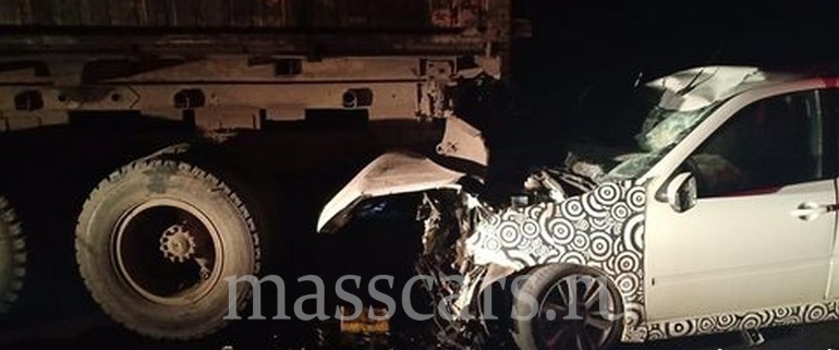 Lada Granta Sport в камуфляжной пленке попала в ДТП