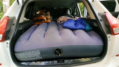 Удобно ли спать или ночевать в Lada XRAY