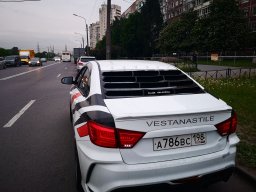 решетка для заднего стекла Lada Vesta