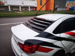 решетка для заднего стекла Lada Vesta