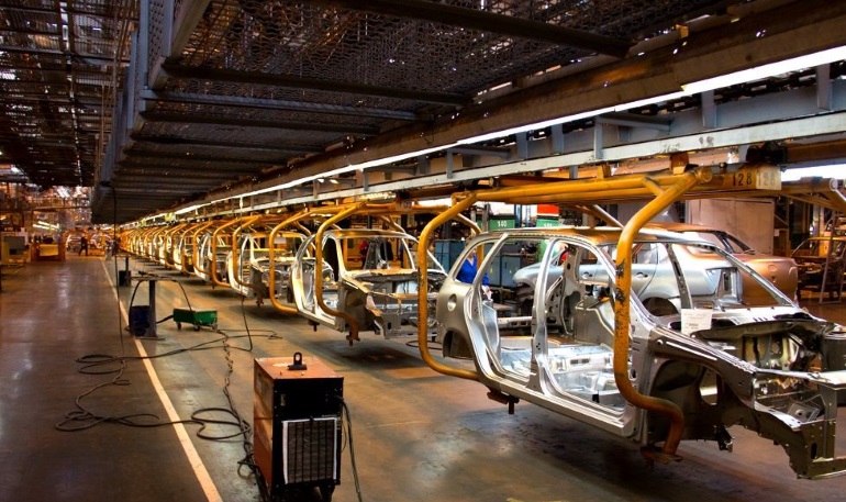 АВТОВАЗ остановил производство из-за срыва поставок компонентов, новые подробности