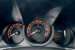 Обзор Lada XRAY Cross с вариатором - главные особенности и отличия