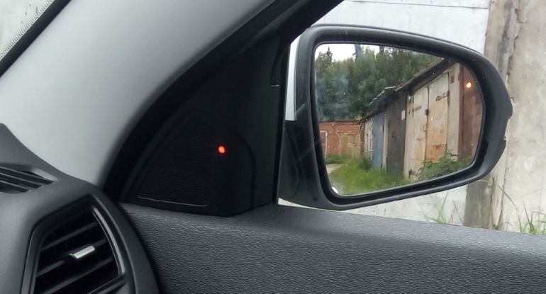 Как установить систему контроля слепых зон в зеркала своими руками
