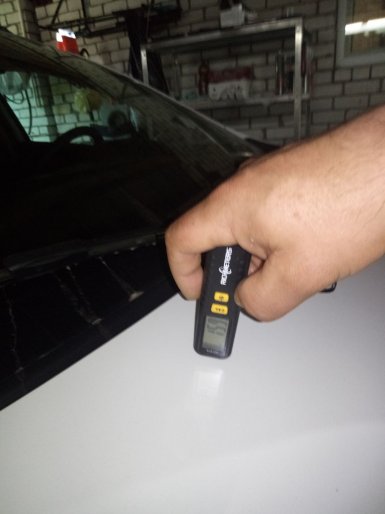 Какая толщина ЛКП у Lada XRAY, замеры толщиномером