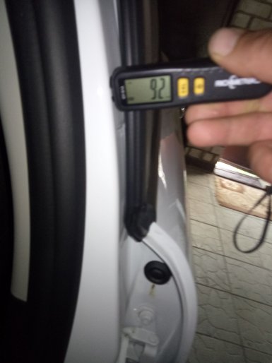 Какая толщина ЛКП у Lada XRAY, замеры толщиномером