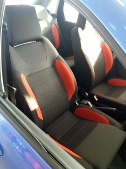 Первые живые фото Lada Granta Drive Active из дилерского центра LADA