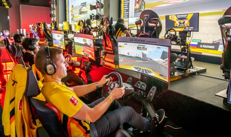 LADA e-Championship - итоги киберспортивного сезона