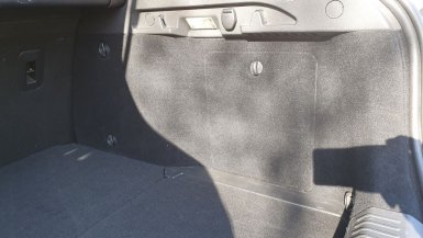 багажника Lada Vesta SW в карпете