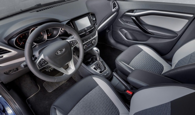 АВТОВАЗ объявил цены на Lada Vesta с вариатором
