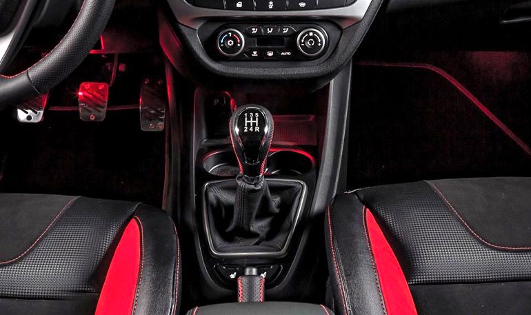 Почему на Lada Vesta Sport более легкое переключение передач, чем на обычной версии