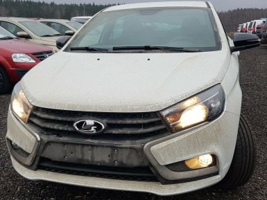 фото экстерьера Lada Vesta Exclusive с вариатором