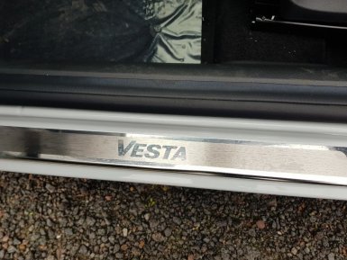 фото салона Lada Vesta Exclusive с вариатором