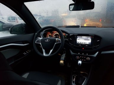 фото салона Lada Vesta Exclusive с вариатором