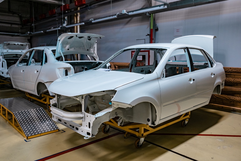 сборочный цех Lada Sport