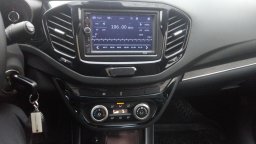 Установка накладных колец на блок управления климатом Lada Vesta и Lada XRAY