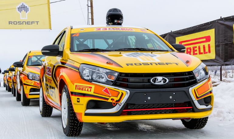 Назвали стоимость спортивной LADA Vesta из Гонки Чемпионов