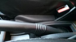 установка внутренних накладок сидений Lada XRAY