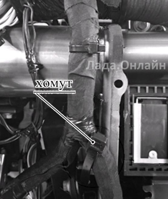 Крепление жгута проводов (старое состояние)