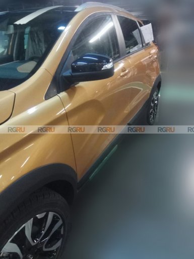 Первые шпионские фото новой Lada XRAY Instinct