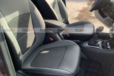 Новая опция Lada Vesta Luxe: сиденья из кожи и алькантары