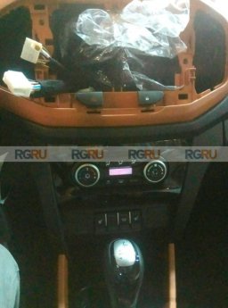 Первые шпионские фото новой Lada XRAY Instinct