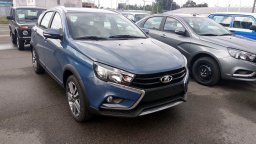 Украина пересаживается на автомобили LADA (фото)