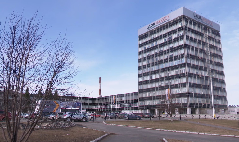 Завод LADA Ижевск готовится к запуску во время карантина