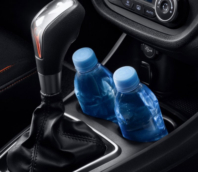 Глубокие подстаканники для Lada Vesta