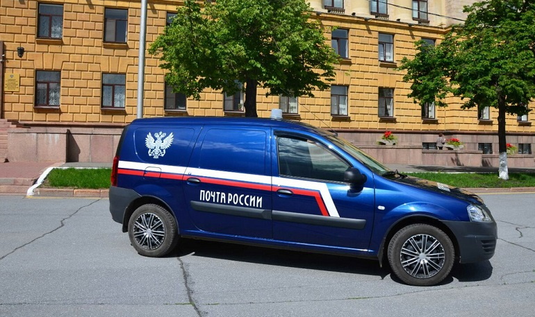 Почта РФ получит более 1000 автомобилей Lada Largus