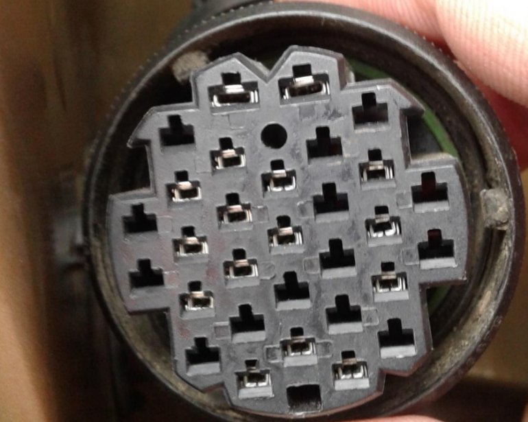 Подключение кабеля индикатора открытых дверей БКЛ к концевику двери водителя