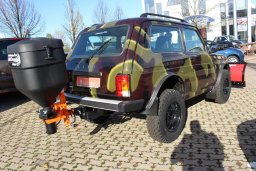 Lada 4x4 снегоочиститель продают в Германии за 2,4 млн.р.