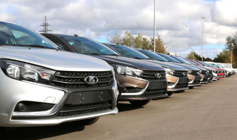 Какие автомобили покупают на родине LADA в Тольятти
