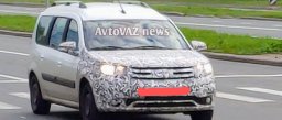 Первые живые фото Lada Largus FL