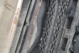 Бампер трёт ЛКП «телевизора» XRAY