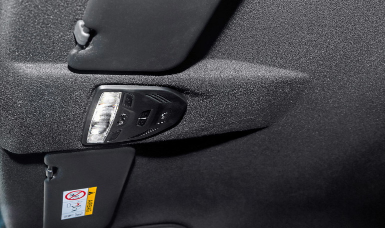 Черный потолок на Lada XRAY Cross Instinct с завода - вполне реально