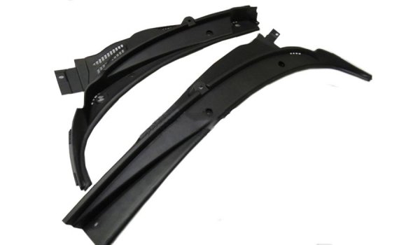 Жабо (накладка рамы ветрового стекла) нового образца для Lada Granta