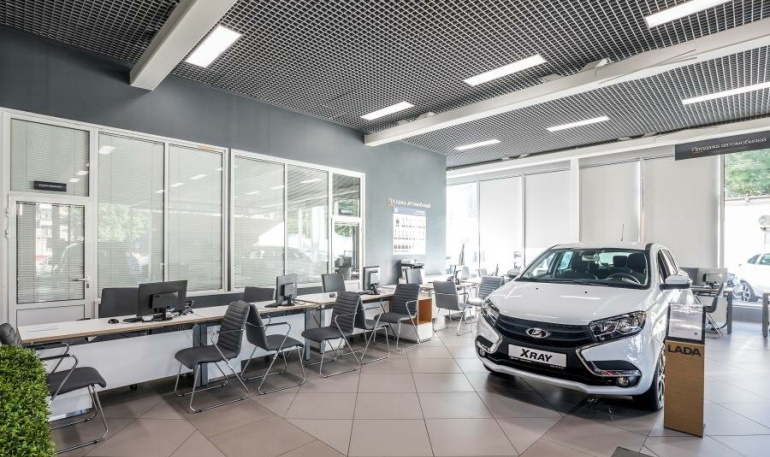 Дилеры LADA фиксируют дефицит автомобилей